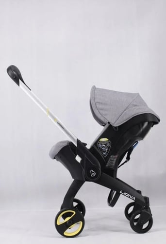 عربيه أطفال وكرسي سياره 4في1