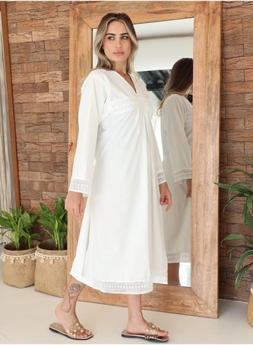 روب نفاس بتصميم انيق ميدي