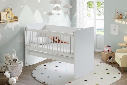 سرير اطفال جانب الام