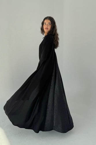 سوداء