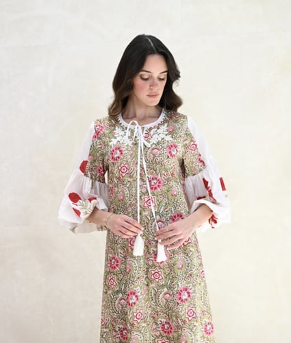 ثوب هلا زيني