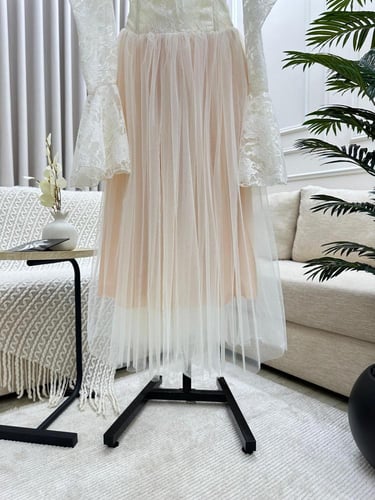 فستان امنيه