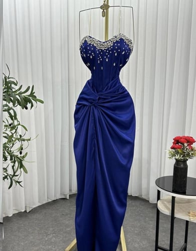 فستان كرستال بعدة الوان