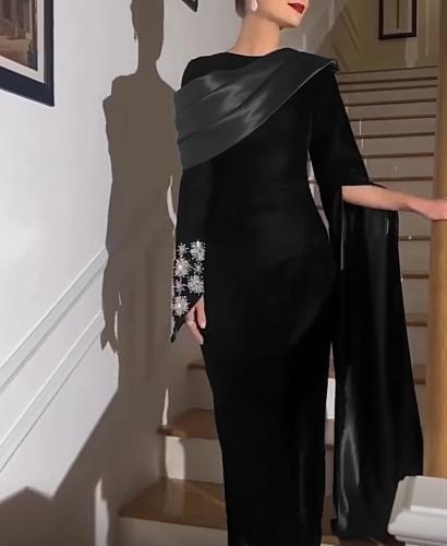 فستان مخمل اسود