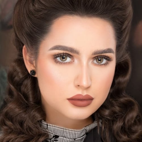 عدسات كورية لا هازل - ناتشورال