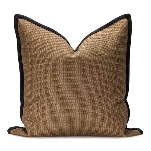 غطاء خدادية بلون بني جلد بإطار أسود أنيق | Fancy H...