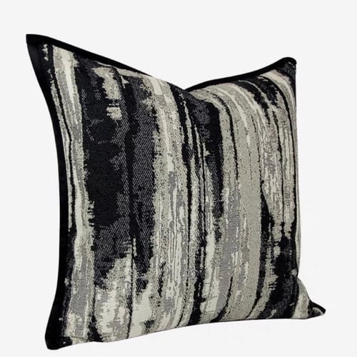 غطاء وسادة بيج و اسود