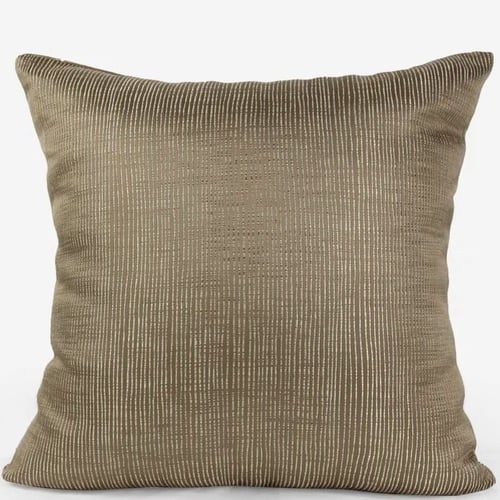 غطاء وسادة بني ذهبي