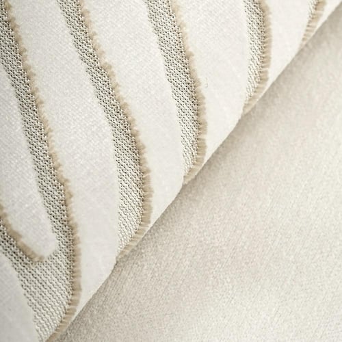 غطاء مخده مستطيله بيج بنقشه حمار وحشي