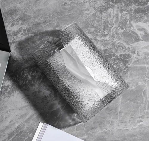 علبه مناديل شفافه من الريزن