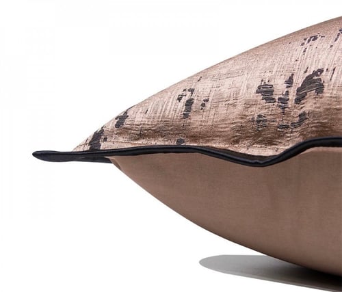 غطاء وسادة نحاسي