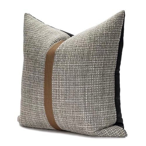 غطاء وسادة رمادي وبني