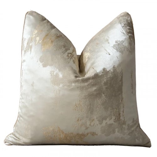 غطاء وسادة مودرن باللون البيج و الذهبي