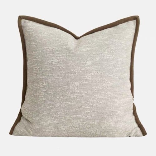 غطاء خدادية بيج بحواف بنيّة مودرن