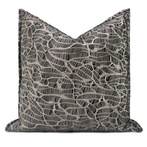 غطاء وسادة رمادي بتطريز انيق