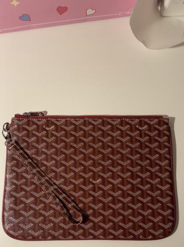 Goyard S باوتش عنابي