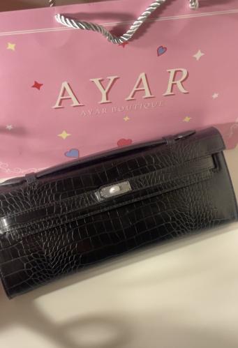 Clutch Black