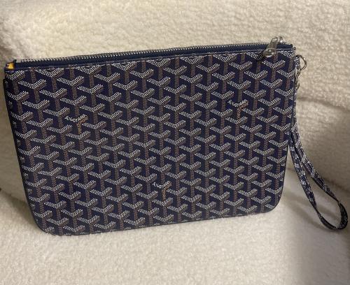 Goyard باوتش كحلي سمول