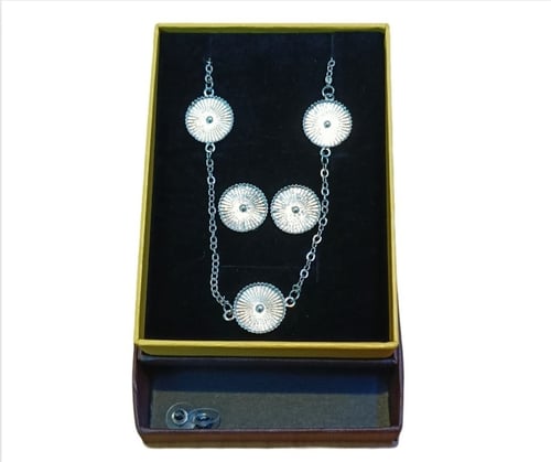 سلس اللون ذهبي مع خاتم مع حلق