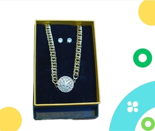 سلس اللون ذهبي مع كريستال مع حلق