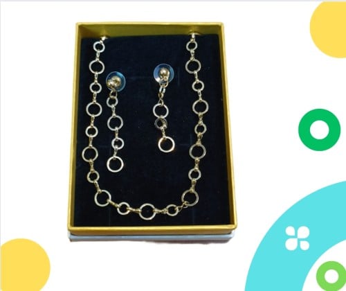 سلس اللون ذهبي مع حلق على شكل دوائر