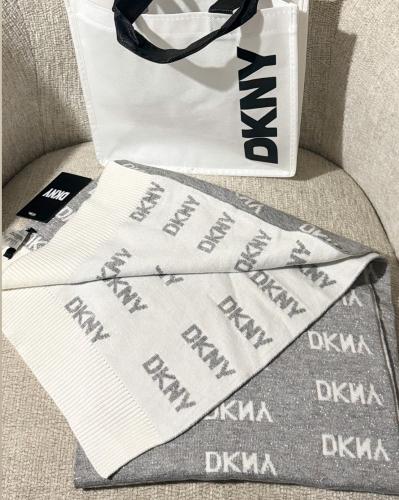 Dkny