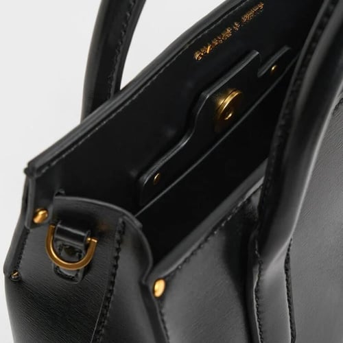 تشارلز اند كيث