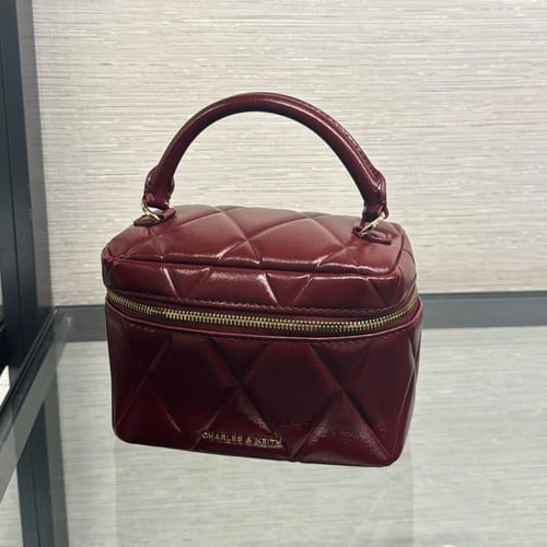 تشارلز اند كيث