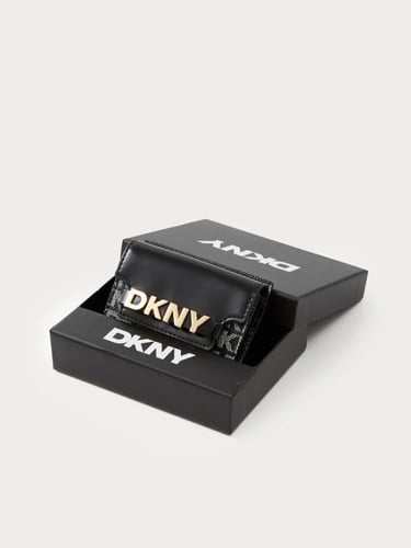 DKNY