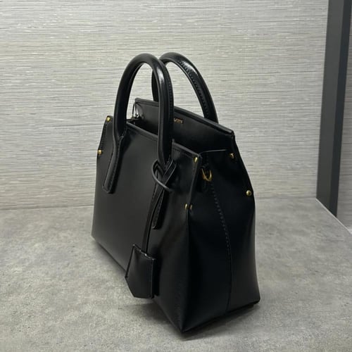 تشارلز اند كيث