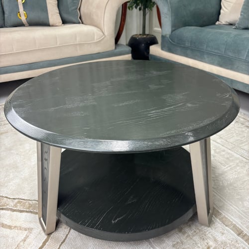 طاولة قهوة بيضاء كلريونفيرس مع طاولة جانبية