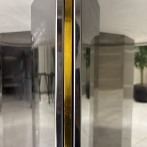 طاولة طعام دوارة الرحى