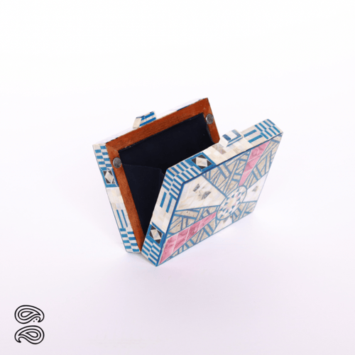 حقيبة الصدف والاكريلك