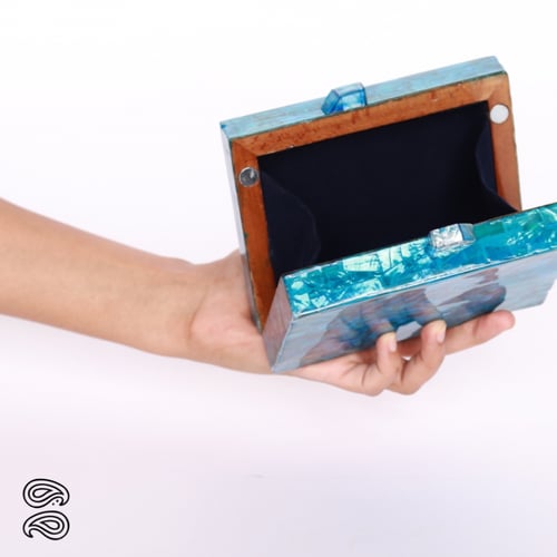 حقيبة الصدف الطبيعي