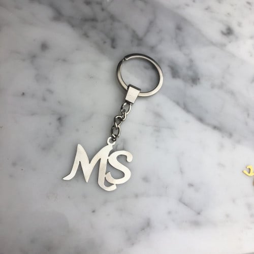 ميداليه مفاتيح حرفين