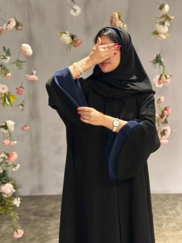 N36 - قصة كلوش -كم بقصة منحنية (كحلي)