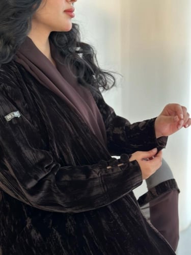 N43 مخمل مكسر - بني -