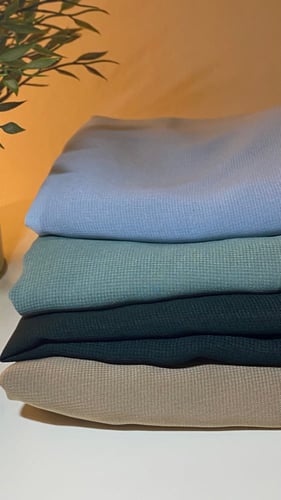 طرحة دبل فيس (أسود_ *اللون المختار)