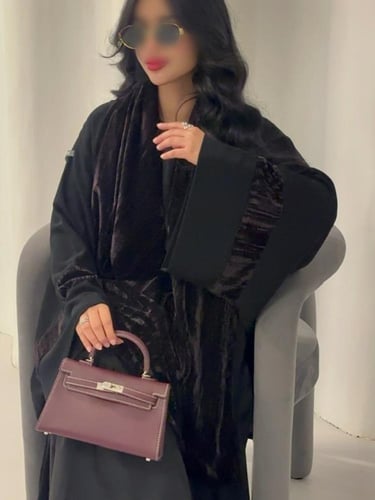 N47 - نص بشت - قماش ملكي- اضافة مخمل - بني