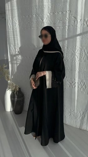 N50 - عباية - نص كلوش - بقماش الكريب سيراميك - مزي...