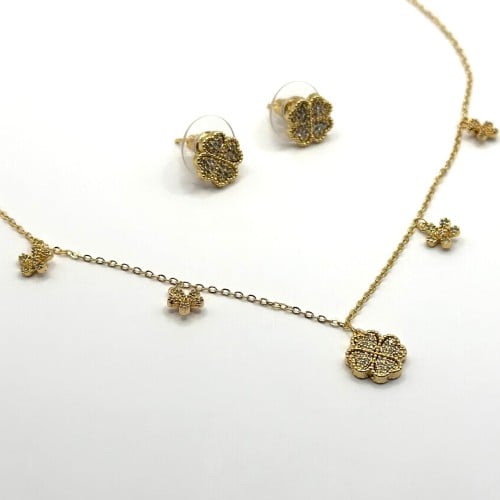 طقم تشوكر وردة