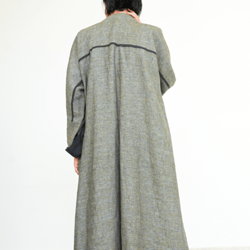 Line Abaya