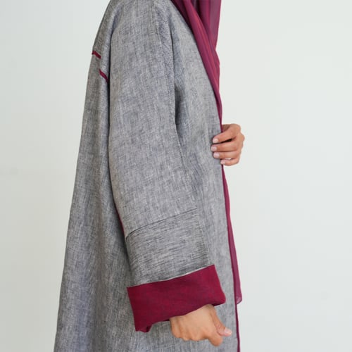Line Abaya