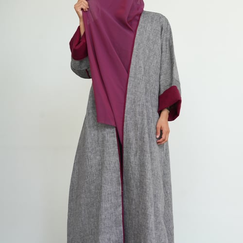 Line Abaya