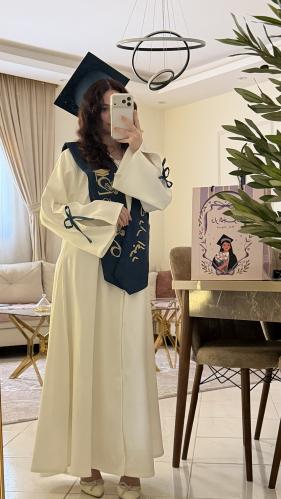 طقم عباية تخرج (سكري )