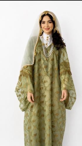 Hijazi-style oil clothing package