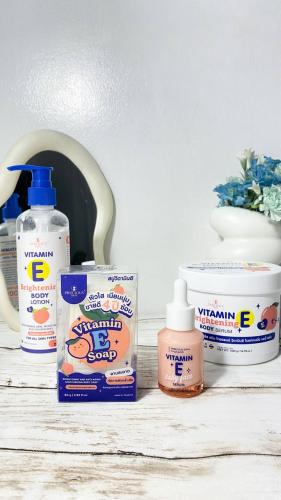 مجموعة فيتامين اي لتفتيح الوجة والجسم