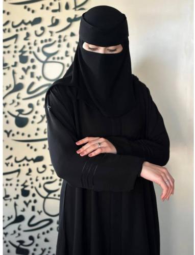 عباية نص كلوش