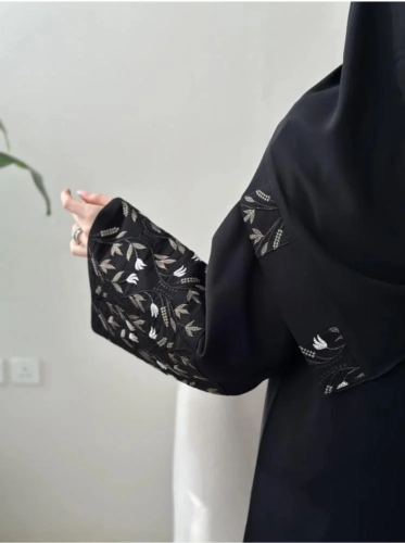 عباية جنى