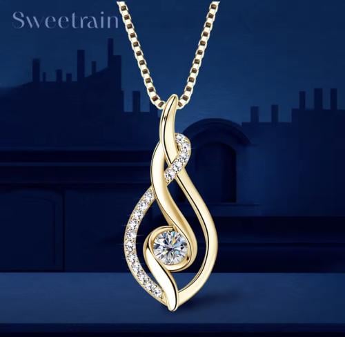 قلادة فاخرة